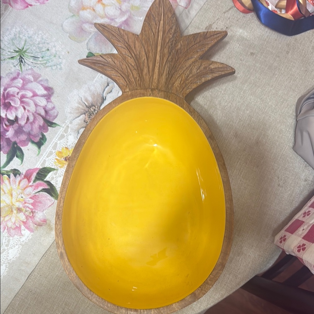 (Sale $10) Yellow Pineapple Shaped Bowl